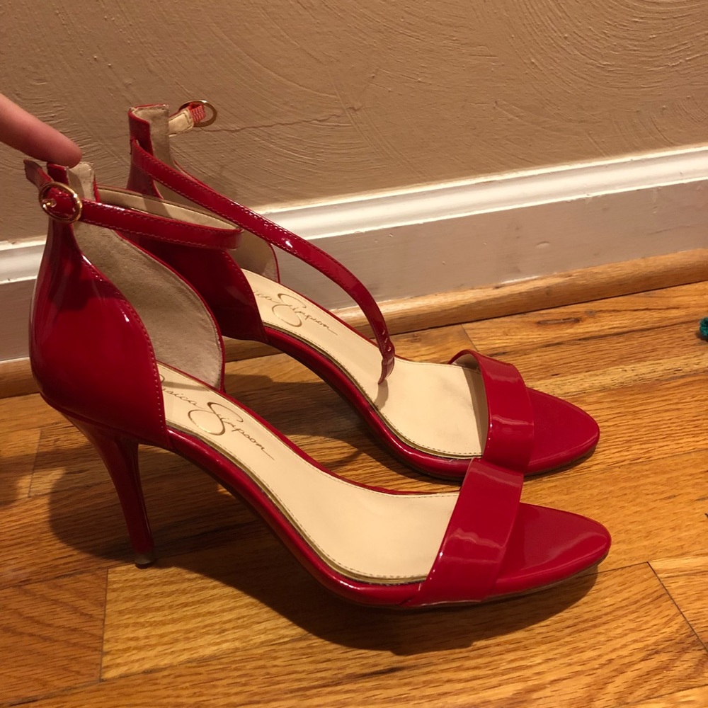 Shiny red heels